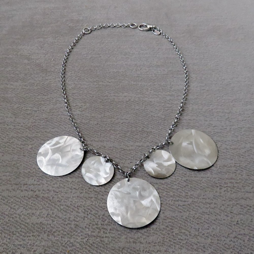 Silver Necklace with Pearl-like Discs Hanging, Look Like Shells, 17", Adjustable